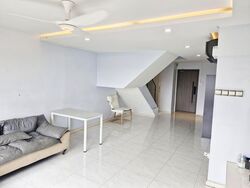 Blk 559 Jurong West Street 42 (Jurong West), HDB Executive #576802221